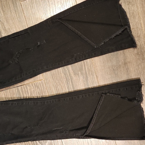 ❤️ FLYING MONKEY SPLIT HEM DISTRESSED CROP FLARE JEANS, 4 (27) - Picture 4 of 7